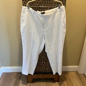 New Banana Republic Avery Women’s mid rise ankle length Size 20